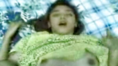 Hospita M-a surprins smucindu-mă la Porn Magazin