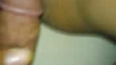 Penis masiv negru de 18 inch îi distruge fundul strâmt